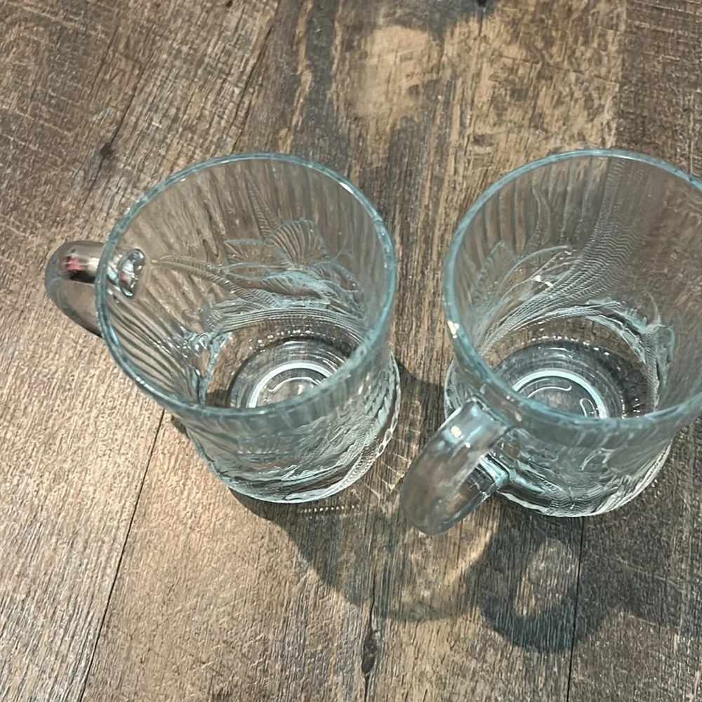 Canterbury collection Crocus Mugs 10 oz Embossed Clear Glass Set of 2 by Arcoroc